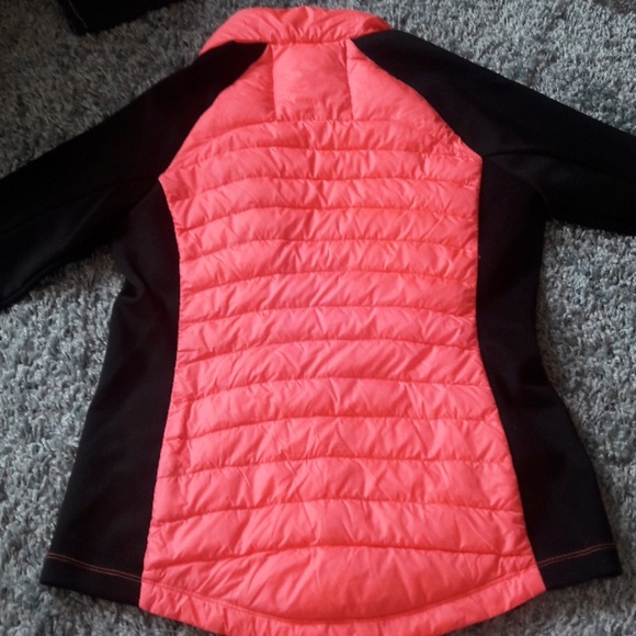 Weatherproof puffer jacket - Picture 4 of 4